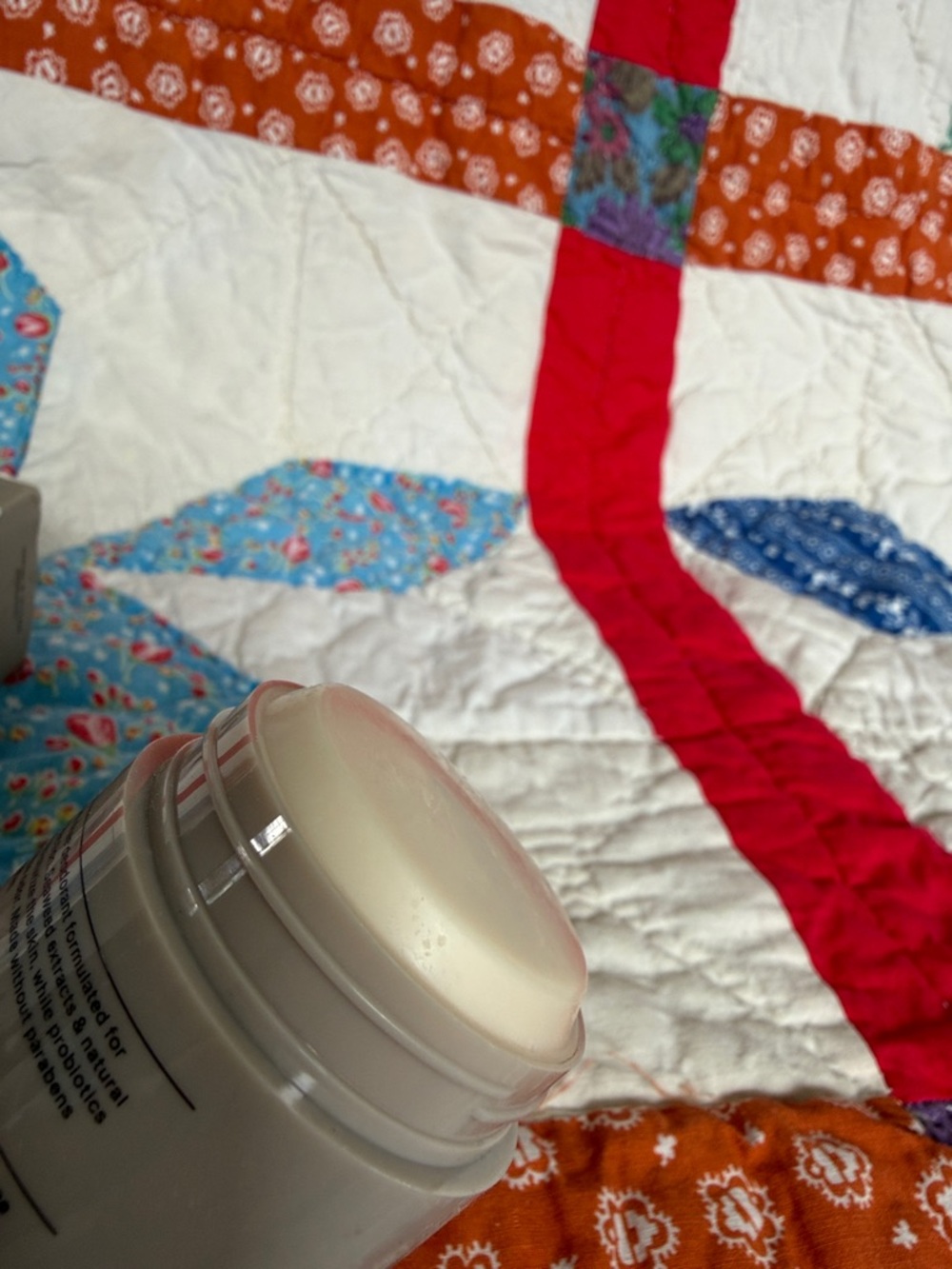 Salt & Stone Santal & Vetiver Deodorant - Cream - Picture 6 of 7